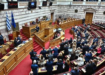 Οι-γαλάζιοι-αντάρτες-ξαναχτυπούν