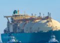 Δεξαμενόπλοια-lng-εγκλωβισμένα-στα-Στενά-του-Ορμούζ,-έκαναν-αναστροφή-μετά-το-νέο-κλείσιμο