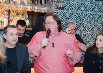 Ευχές-για-την-ονομαστική-του-εορτή-δέχεται-σήμερα-ο-Θωμάς-Παπαλιάγκας