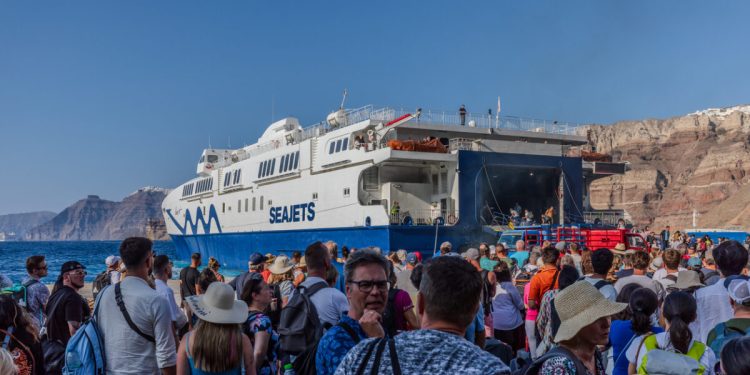 Κοινωνικός-Τουρισμός:-Ανοίγει-η-πλατφόρμα-αιτήσεων-για-διακοπές-από-τον-Μάϊο-–-Ποιοι-μπορούν-να-πάρουν-voucher