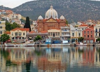 Λέσβος:-Κρίση-στην-αγορά-τροφίμων-και-κινητοποιήσεις-στο-λιμάνι-εξαιτίας-αφθώδους-πυρετού