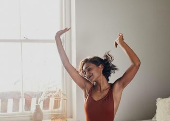 Οι-άνθρωποι-που-κοιμούνται-τέσσερις-ώρες-και-ξυπνούν-σαν-να-είναι-οκτώ-–-Τι-πραγματικά-κρύβεται-πίσω-από-εκείνους-που-φαίνεται-να-μην-έχουν-ανάγκη-τον-ύπνο