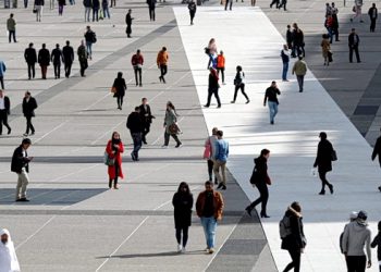 Ανεργία-στην-Ευρώπη:-Διψούν-για-εργασία,-αναζητούν-δουλειά-και-τελικά-φεύγουν-μετανάστες