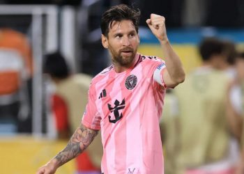 Μέσι:-Θεαματική-παράσταση-με-δύο-γκολ-μπροστά-σε-75.824-θεατές-στο-Ντένβερ