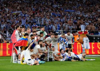 Ρεάλ-Σοσιεδάδ:-Αφιέρωσε-την-κατάκτηση-του-copa-del-rey-στον-Αϊτόρ-Θαμπαλέτα