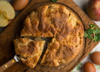 Μηλόπιτα-με-κανέλα