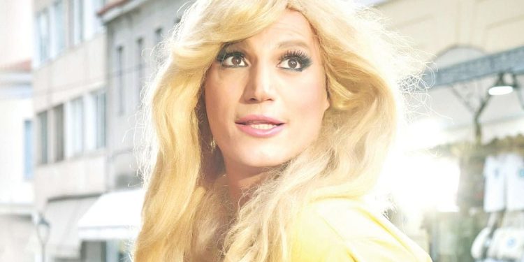 Η-«Αλίκη»-με-το-show-«de-grece»-οργώνει-την-Ελλάδα