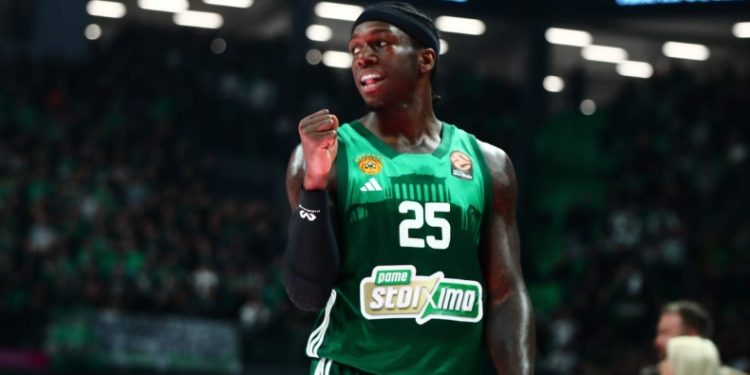 Παναθηναϊκός:-Το-βίντεο-από-την-εμφάνιση-του-Κέντρικ-Ναν-κόντρα-στην-Αναντολού-Εφές