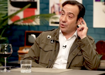 Σαν-μικρό-reunion-των-ΑΜΑΝ.:-Ο-Σωτήρης-Καλυβάτσης-ξανά-μαζί-με-ένα-από-τα-πιο-αγαπημένα-πρόσωπα-της-εκπομπής