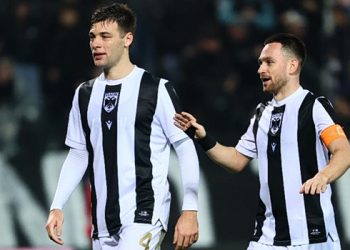 Ζίβκοβιτς-στα-αποδυτήρια-του-ΠΑΟΚ:-«Από-το-ντέρμπι-με-την-ΑΕΚ-μπορούμε-να-αλλάξουμε-τα-πάντα»