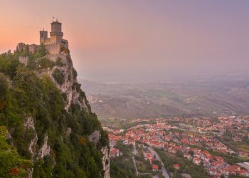 Το-λιλιπούτειο-κράτος-που-βρίσκεται-μέσα-σε-άλλο-κράτος-με-το-παλαιότερο-σύνταγμα-στον-κόσμο
