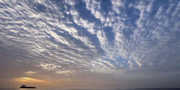 live:-Η-κυκλοφορία-έχει-παραλύσει-στα-Στενά-του-Ορμούζ-–-Κινητικότητα-στο-Ισλαμαμπάντ-ενόψει-των-συνομιλιών-του-Ιράν-με-τις-ΗΠΑ