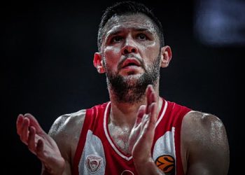 Σπουδαίο-επίτευγμα-από-τον-Παπανικολάου:-Έφτασε-τις-800-συμμετοχές-με-τον-Ολυμπιακό!