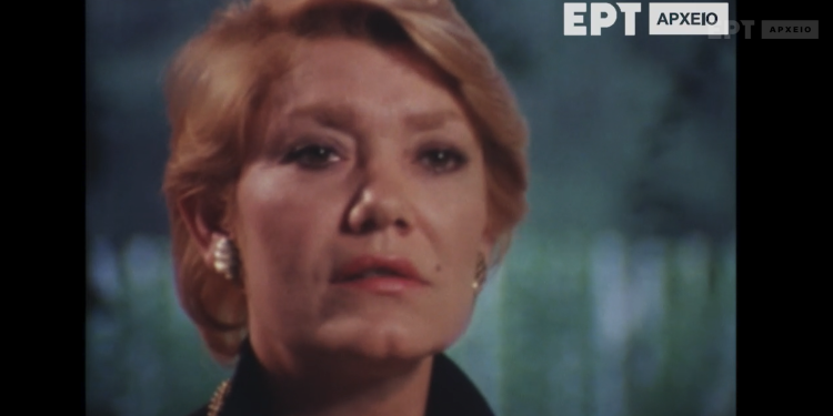 Μαρινέλλα:-Δείτε-μια-σπάνια-συνέντευξη-της-μοναδικής-φωνής-που-άφησε-εποχή,-στην-εκπομπή-«Παρασκήνιο»