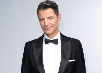 your-face-sounds-familiar:-Με-τον-Σάκη-Ρουβά-η-μεγάλη-επιστροφή-απόψε-στον-ΑΝΤ1