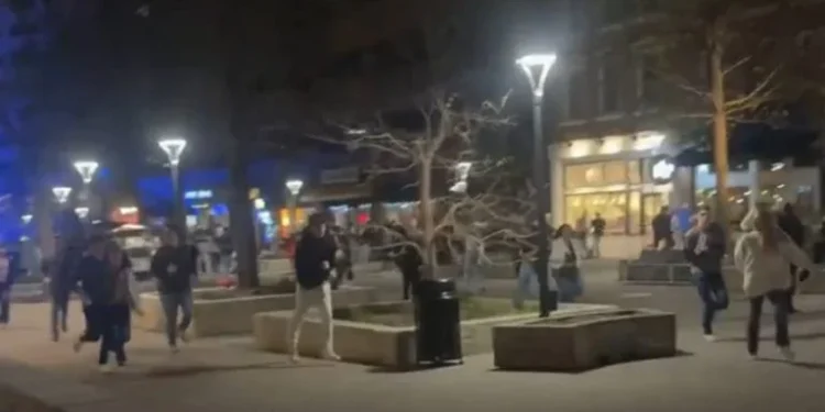 ΗΠΑ:-Πυροβολισμοί-με-«αρκετούς-τραυματίες»-στην-πανεπιστημιούπολη-της-aΐόβα