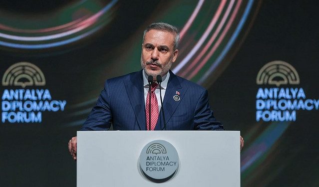 Νέα-επίθεση-Φιντάν-κατά-της-Ελλάδας:-Η-συμμαχία-της-με-το-Ισραήλ-είναι-απειλή-για-την-Τουρκίας-και-τις-μουσουλμανικές-χώρες