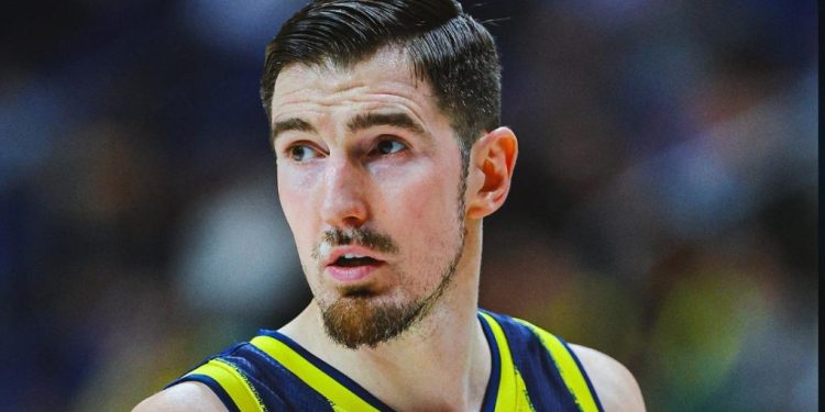 Φενερμπαχτσέ-–-Τραμπζονσπόρ-93-90