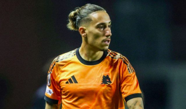 Τσιμίκας:-Παραλίγο-να-κάνει-απίθανη-γκάφα,-αποδοκιμασίες-από-τους-οπαδούς-της-Ρόμα