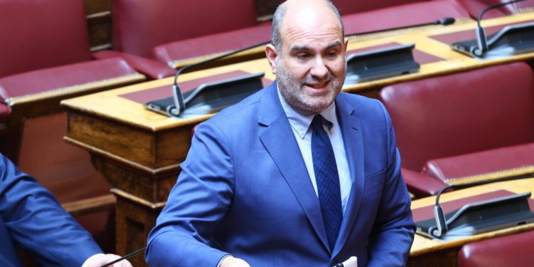 Δημήτρης-Μαρκόπουλος:-«Ανυπόστατες»-οι-φήμες-ότι-δεν-έχω-πτυχίο,-να-ανασκευάσουν-αυτοί-που-διακινούν-ψέματα