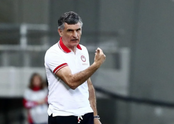 Ανατροπή:-Ο-παλιός-γνώριμος-που-παίρνει-τη-θέση-του-Μεντιλίμπαρ!