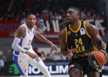 stoiximan-basket-league:-Η-ΑΕΚ-έσπρωξε-τον-Πανιώνιο-προς-την-Α2