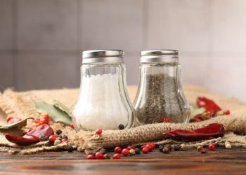 Ρίξατε-πολύ-αλάτι-στο-φαγητό-και-το-κάνατε-λύσσα;-Ψυχραιμία-έχουμε-και-γι-αυτό-τη-λύση