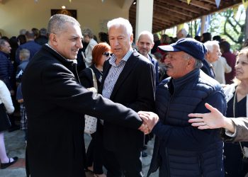 Στο-πλευρό-των-πληγέντων-κτηνοτρόφων-του-Αμπελώνα-Τυρνάβου-ο-Δημήτρης-Κουρέτας