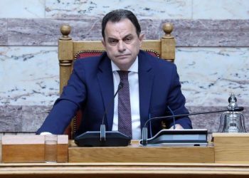 Γεώργιος-Γεωργαντάς:-«Όταν-βρίσκομαι-στο-έδρανο-του-προεδρεύοντος,-παθαίνω-“αχρωματοψία”»