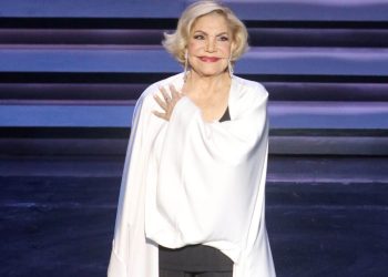 Μαίρη-Αυγερινοπούλου:-«Ετοιμαζόμαστε-για-τα-σαράντα-της-Μαρινέλλας»-–-Η-συμβουλή-στη-Γαρυφαλλιά-Καλληφώνη