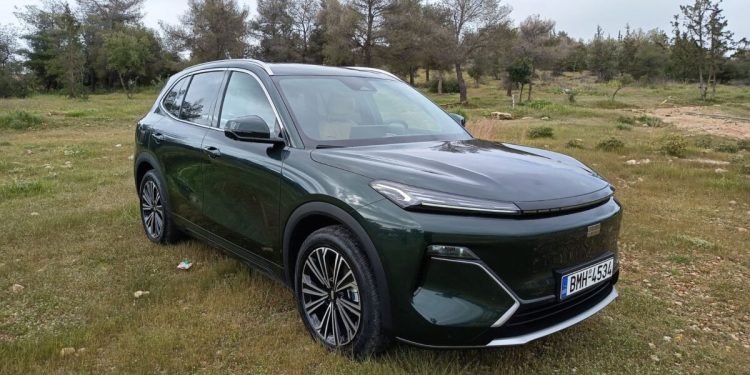 geely-starray-em-i-–-Δοκιμή:-Ατού-τα-πολλά-χιλιόμετρα,-η-ποιότητα-των-υλικών-και-η-τιμή