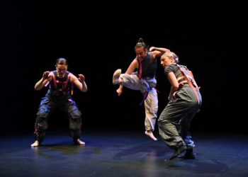 Η-παράσταση-“laskarines”-στο-synergeio-(φωτο)