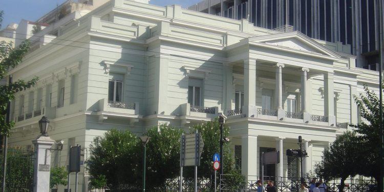 espresso-doppio-–-Απρόσεχτες-κουβέντες