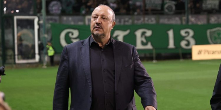 Μπενίτεθ:-«Γνωρίζουμε-τι-σημαίνει-ένα-ντέρμπι-για-τους-φιλάθλους-μας,-έχουμε-προσπαθήσει-να-βελτιώσουμε-την-ομάδα»