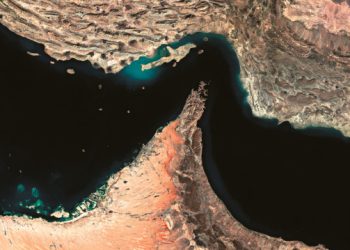 Το-Ιράν-υπόσχεται-να-εκδικηθεί-για-την-κατάληψη-εμπορικού-πλοίου-από-τους-Αμερικανούς