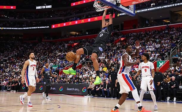 Οι-Μάτζικ-σόκαραν-τους-Πίστονς-έκαναν-break-και-το-0-1-στη-σειρά!