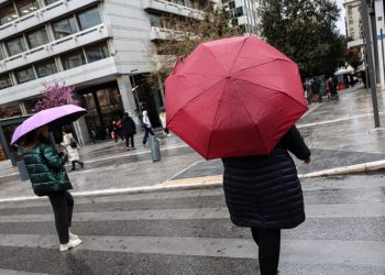 Καιρός-σήμερα:-Βροχές-στο-Ιόνιο-και-τα-ηπειρωτικά,-η-θερμοκρασία-σε-άνοδο