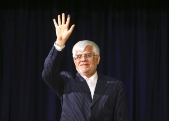 Ιράν:-Η-ασφάλεια-των-Στενών-του-Ορμούζ-δεν-μπορεί-να-διασφαλιστεί-εάν-περιοριστούν-οι-εξαγωγές-πετρελαίου-της-χώρας