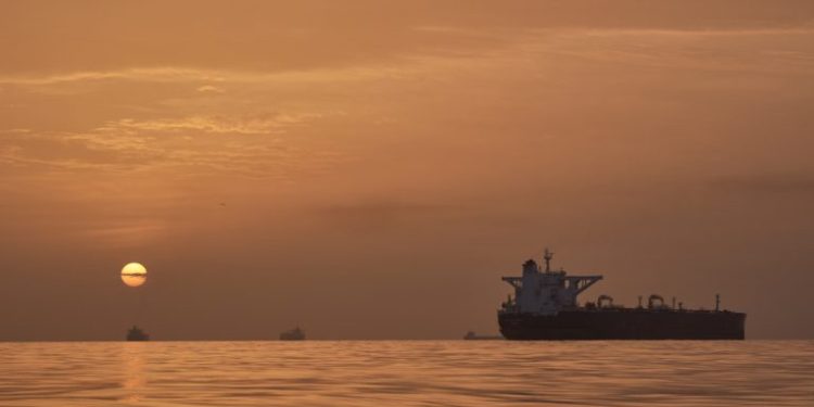 wsj:-Τα-ΗΑΕ-ζητούν-από-τις-ΗΠΑ-οικονομικό-«δίχτυ-ασφαλείας»-λόγω-πολέμου-Ιράν