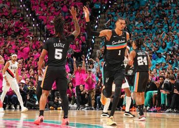 Με-τρομερό-Ουεμπανιάμα-οι-Σπερς-έκαναν-το-1-0-κόντρα-στους-Μπλέιζερς